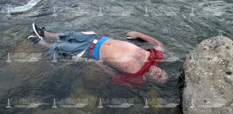 Hallan flotando a un desconocido en una chorrera del río Bobos