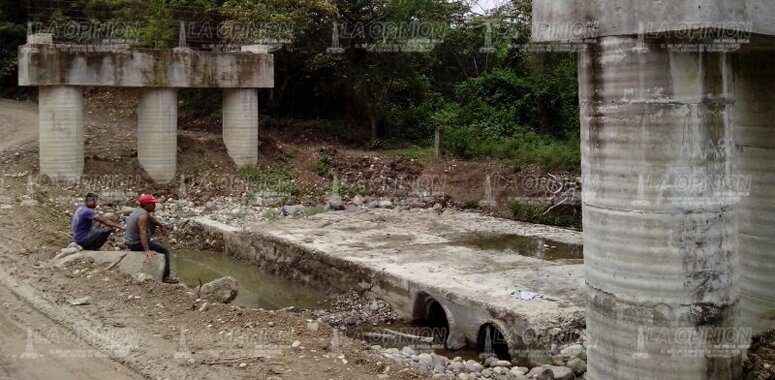 Reinician la construcción del puente Arroyo Blanco