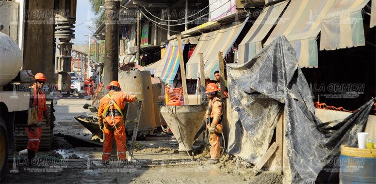 Cierran locales en el mercado de La Burrita por la obra del distribuidor