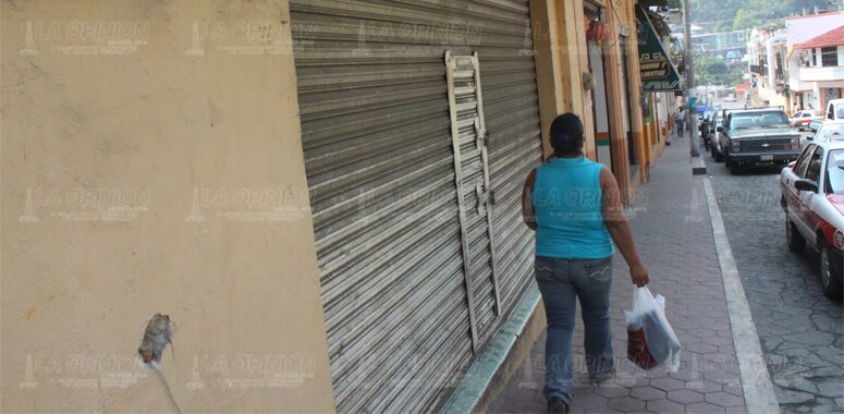 ¡Psicosis!, cierran comercios y escuelas en Papantla