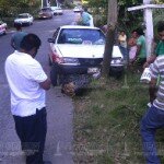 rebota taxi en poste de telmex