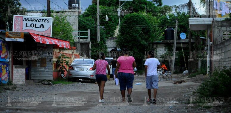 Temen ser desalojadas familias de ampliación Santa Elena